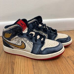 Nike Air Jordan 1 Mid Take Flight Navy Gold GS 4Y